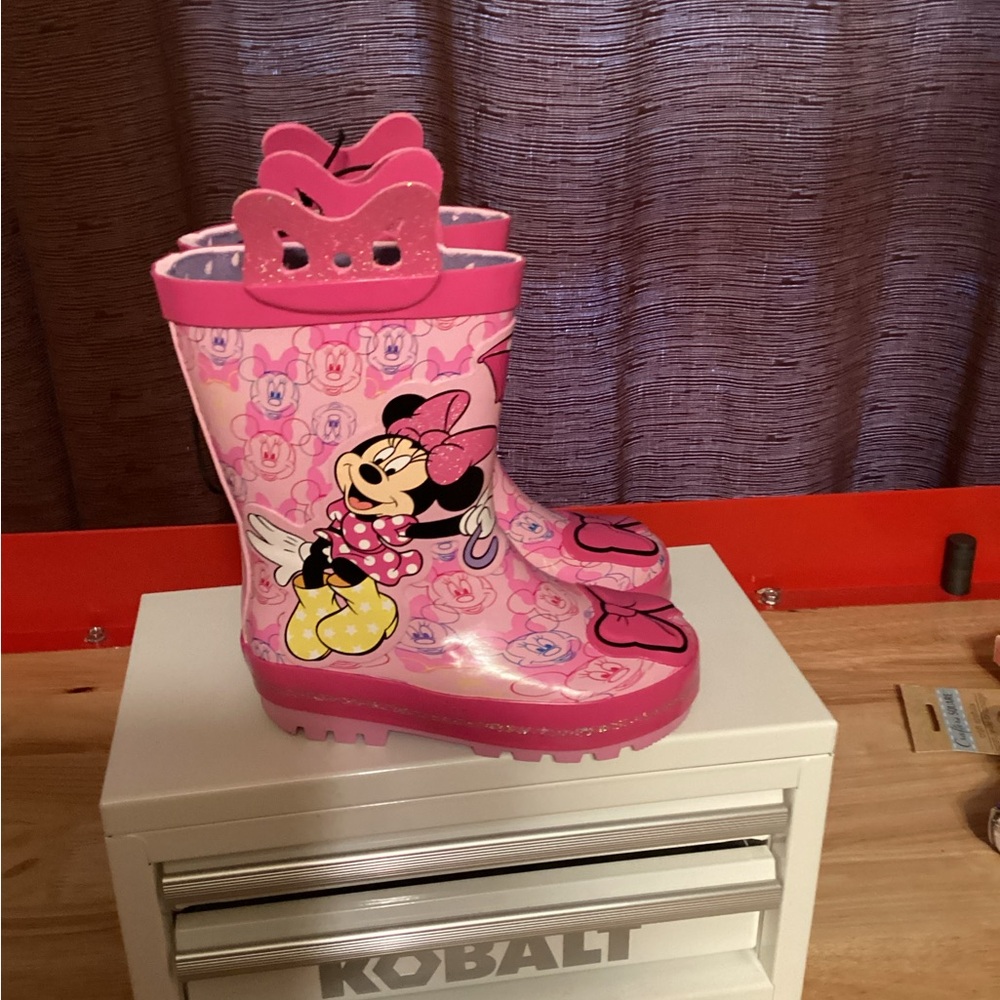 Minnie Mouse and Daisy Duck rain boots